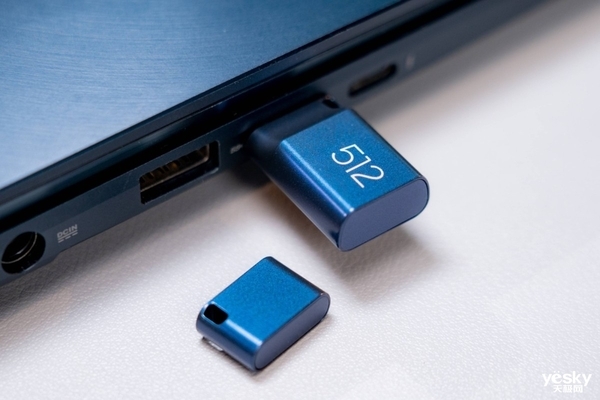 128G iPhone絕配！三星Type-C閃存盤上手：蘋果擴容神器