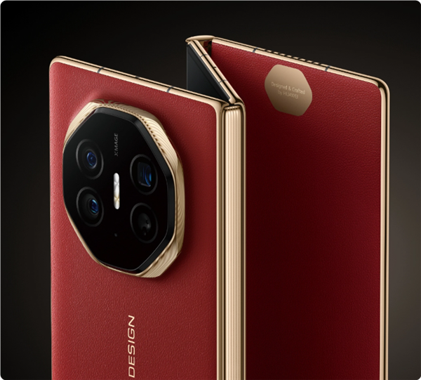 100%好評！華為Mate XT三折疊首批評價出爐：工業(yè)皇冠、秒變顯眼包