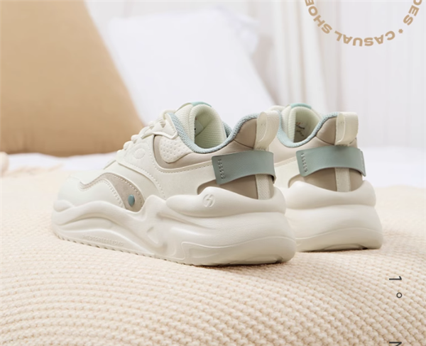 361°運(yùn)動(dòng)鞋大促：原價(jià)300元+ 領(lǐng)券后89.1元起