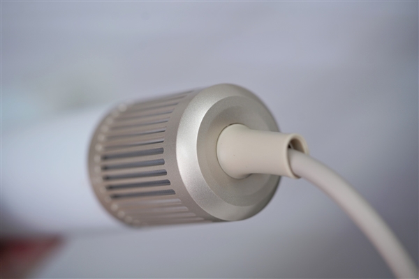 內(nèi)含米家保溫杯 米家高速吹風(fēng)機(jī)H501白金禮盒圖賞