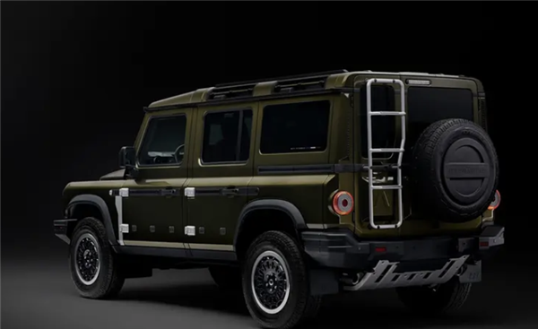 復(fù)刻老款路虎衛(wèi)士！英力士擲彈兵國(guó)內(nèi)上市：80.8萬(wàn)起售