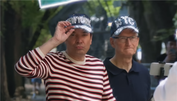 庫克做客脫口秀推銷蘋果AI功能 網(wǎng)友：庫克都上節(jié)目搞營銷了