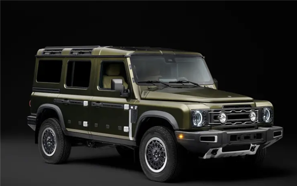 復(fù)刻老款路虎衛(wèi)士！英力士擲彈兵國(guó)內(nèi)上市：80.8萬(wàn)起售