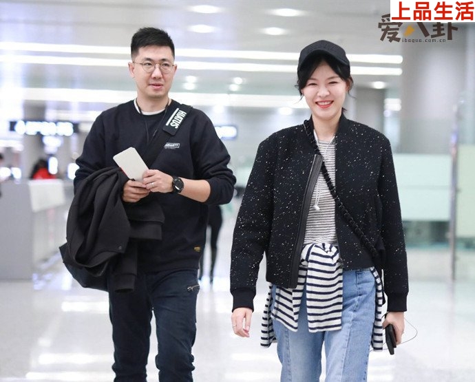 李艾和經(jīng)紀(jì)人老公張徐寧