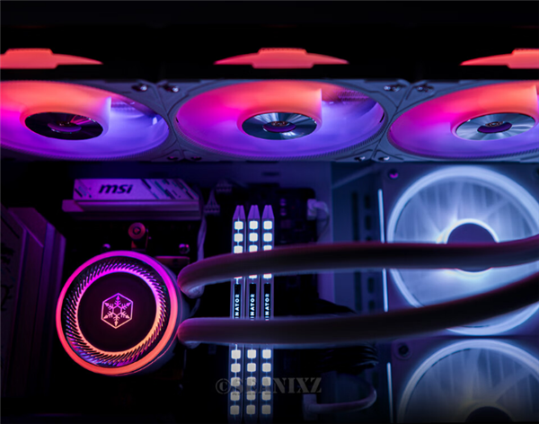 498元起 銀昕發(fā)布星輝Y360 AIO水冷散熱器：專利Q120漢堡扇