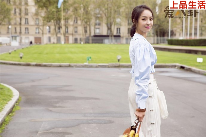 宋茜強(qiáng)行碰瓷85花