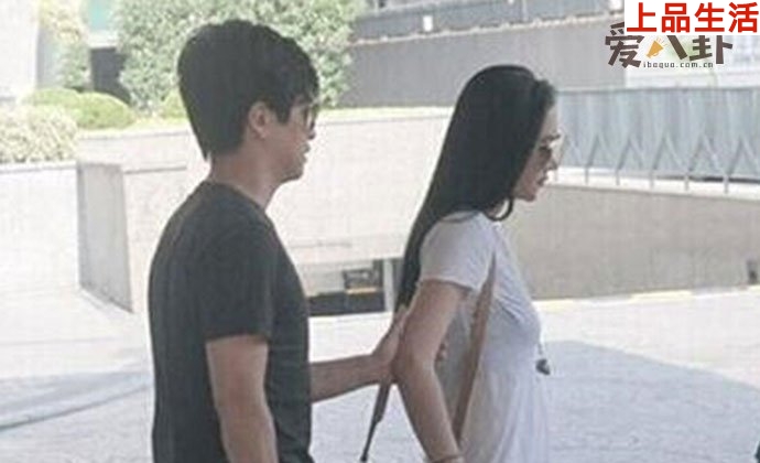 孟小蓓個(gè)人資料