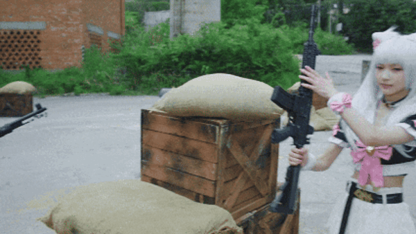 電競少女真人剛槍！《完蛋！我被美女包圍了！前傳》宣布聯(lián)動《和平精英》