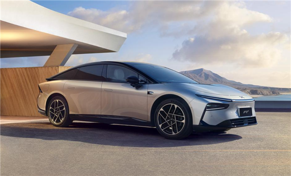 何小鵬：小鵬P7+是三合一新物種 轎跑姿態(tài)、SUV空間、MPV舒適性