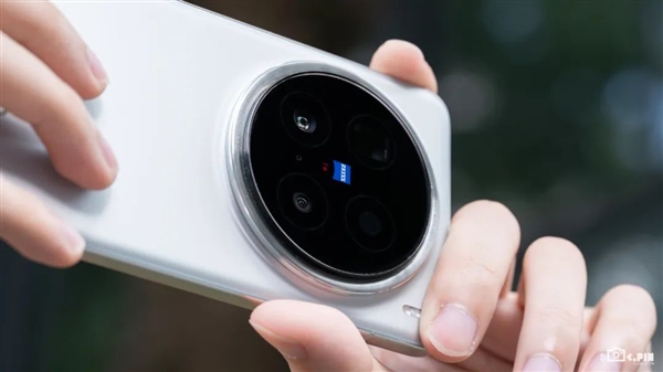 用了幾天vivo X200 Pro：我感覺友商壓力有點大啊