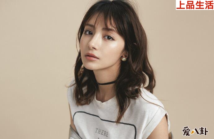 麥迪娜姜潮怎么認識的