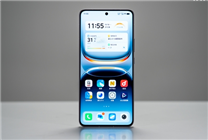 首發(fā)驍龍8至尊版+2K直屏！iQOO 13真機(jī)登場