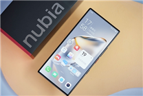 史上完美真全面屏！努比亞Z70 Ultra升級1.5K屏下方案+主攝可變光圈