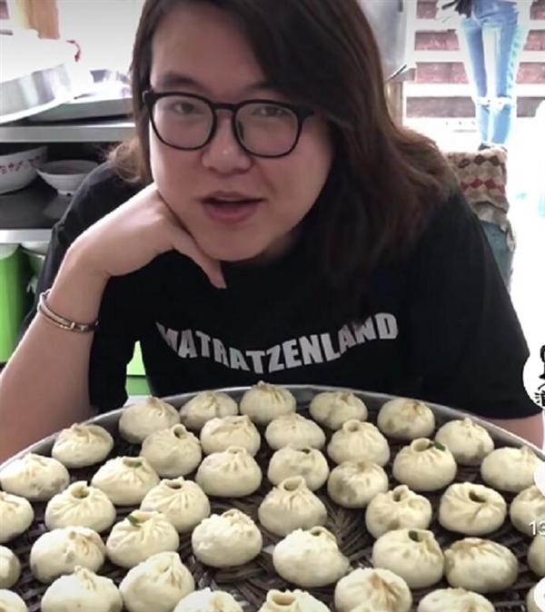 浪胃仙IP創(chuàng)始人“游絮”犯職務(wù)侵占罪被判8年：罰100萬 歸還賬號(hào)