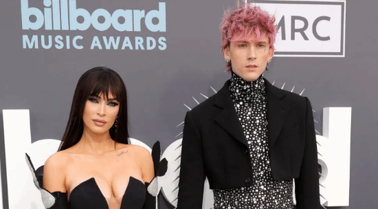 最美《變形金剛》女主！梅根·?？怂构傩麘言校簩⒂瓉?lái)第四個(gè)孩子