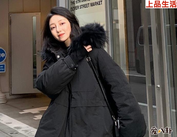 網(wǎng)紅SurbLue真名呂詠藍(lán)