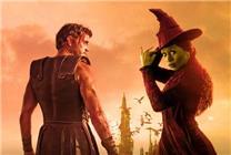 《魔法壞女巫》大戰(zhàn)《角斗士2》