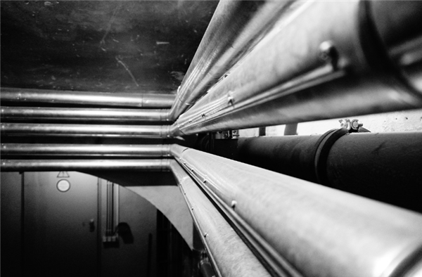 老人私放28噸暖氣水將被罰:私自操作影響熱循環(huán)