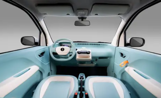 宏光MINIEV同級(jí)！全新凌寶Uni微甜版上市：售3.48萬(wàn)元