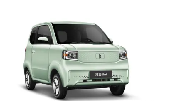 宏光MINIEV同級(jí)！全新凌寶Uni微甜版上市：售3.48萬(wàn)元