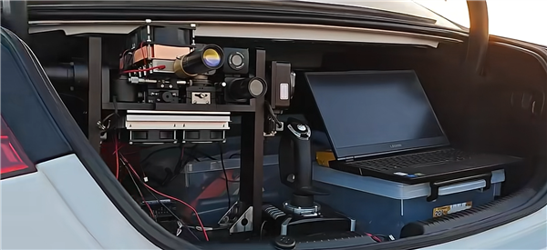 激光炮打蚊子之后 民間大神3個(gè)月造出激光炮打無人機(jī)