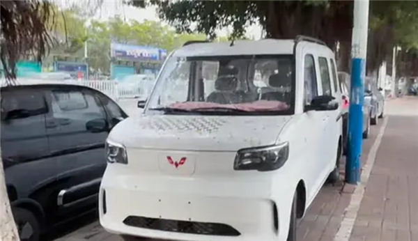 中國人自己的K-car！全新五菱之光EV亮相街頭：預(yù)計明年上市開售