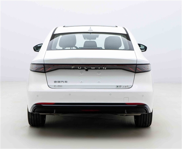 劍指比亞迪秦PLUS DM-i！奇瑞風(fēng)云A8L今日上市：滿油滿電能跑2307.8km