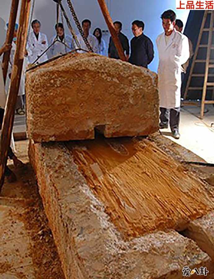 七星巨棺的墓主人是誰