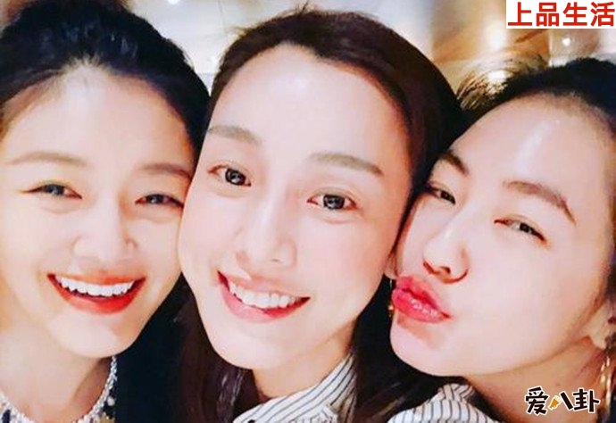 范瑋琪大小S親密照