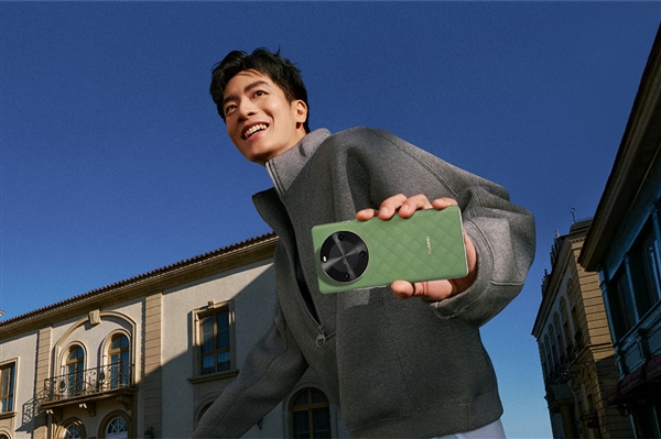 7.98mm機身塞進6100mAh電池 華為暢享70X發(fā)布：1799元起