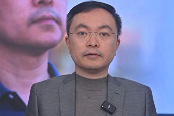 蔡磊感謝劉強東千萬資助：為所有意外員工孩子托底