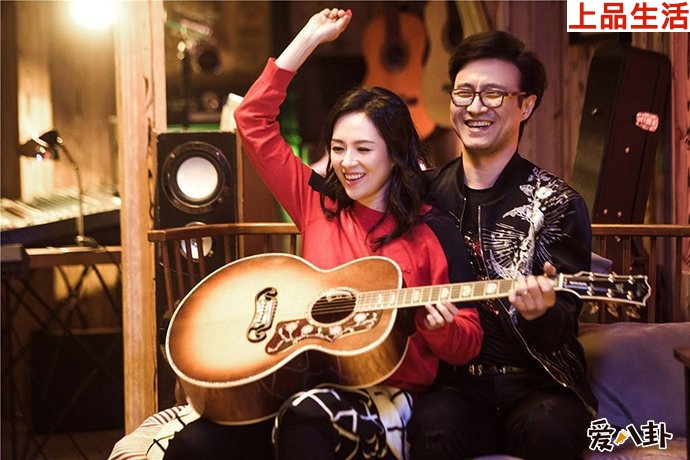 曝章子怡美國(guó)產(chǎn)二胎，醒醒有弟弟了嗎