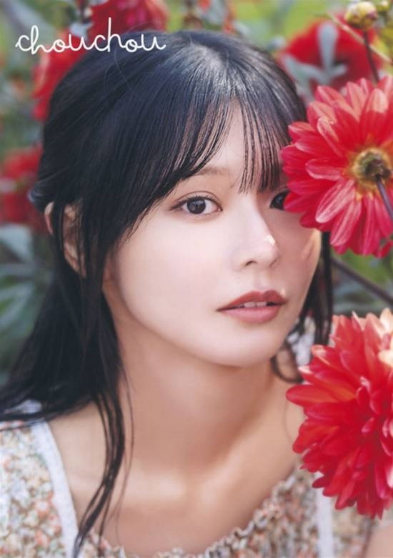 《假面騎士》最美女反派淺倉唯：改名復(fù)出拍新寫真