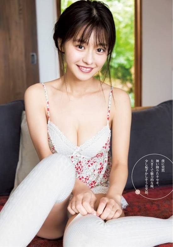 《假面騎士》最美女反派淺倉唯：改名復(fù)出拍新寫真