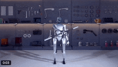 宇樹(shù)機(jī)器人讓中國(guó)足球沖入“世界杯”！網(wǎng)友：新技能可太長(zhǎng)臉了