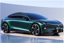 極越爆雷有車主不敢再開剛買的車：上路出事故了沒有配件換