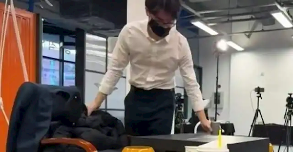 柯潔不接受韓國處罰退賽！棋士連笑發(fā)聲：非常憤怒 咱不受這個委屈了