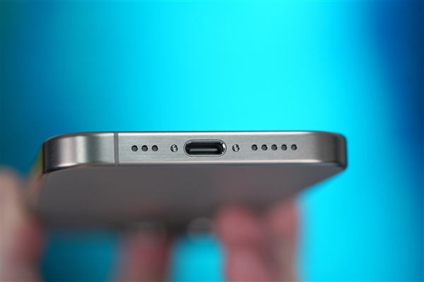 iPhone 15為2024年全球出貨量高智能手機(jī)：用戶偏向高端旗艦