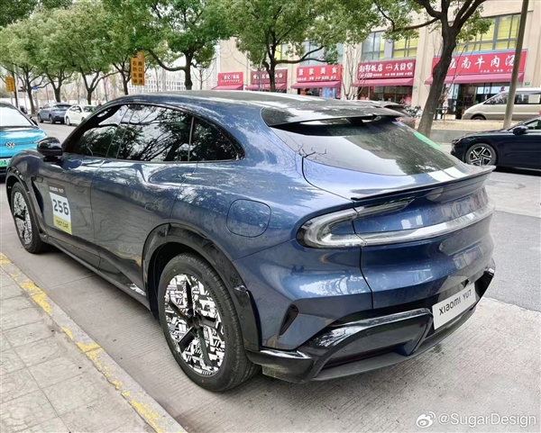 小米YU7迄今近距離實拍照曝光：各種細節(jié)全有了