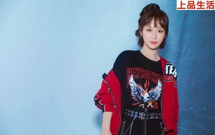 楊紫個(gè)人寫(xiě)真