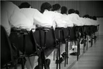 減輕學(xué)生負(fù)擔(dān)！武漢一區(qū)為小學(xué)生書包減重獲網(wǎng)友點(diǎn)贊：多不能超3.2公斤