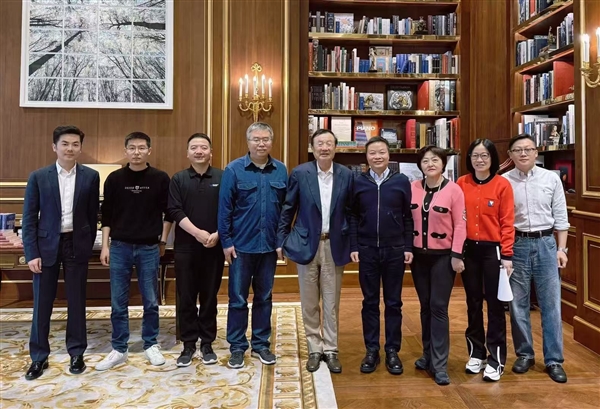 小鵬汽車、宇樹科技、硅基流動、面壁智能：多位高管與任正非見面交流