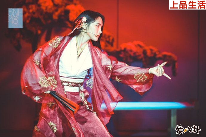 SNH48陸婷舞臺照