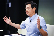 小米車主稱贊雷軍是中國汽車之光！雷軍：SU7 Ultra要成紐北之王