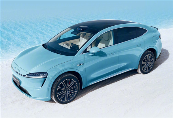 智界R7大定破7萬(wàn) 余承東：好產(chǎn)品不怕比、爆發(fā)還在后面