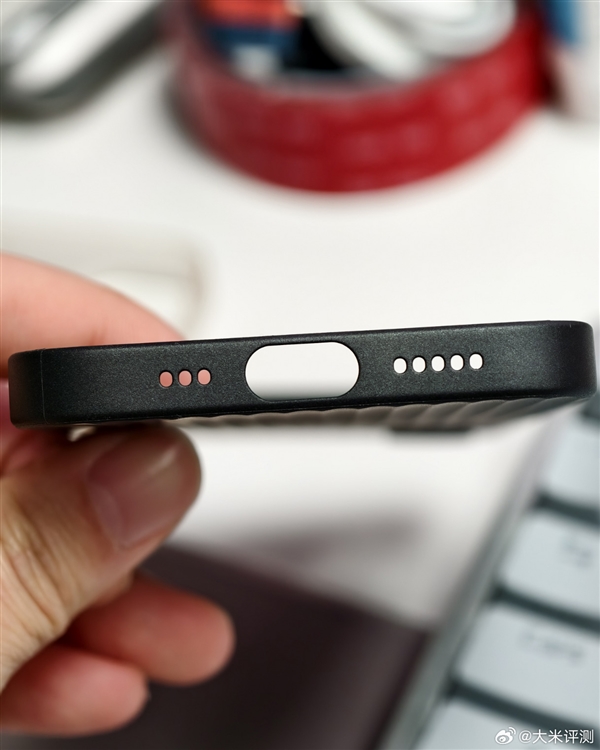 今年便宜的蘋果手機！iPhone SE 4保護殼現(xiàn)身