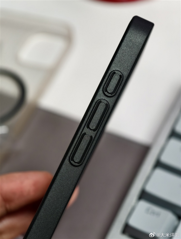 今年便宜的蘋果手機！iPhone SE 4保護殼現(xiàn)身