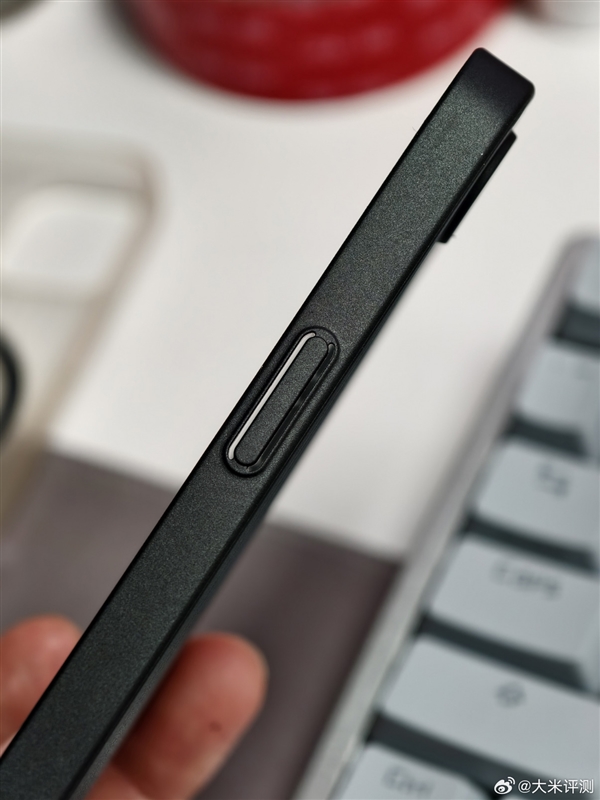 今年便宜的蘋果手機！iPhone SE 4保護殼現(xiàn)身