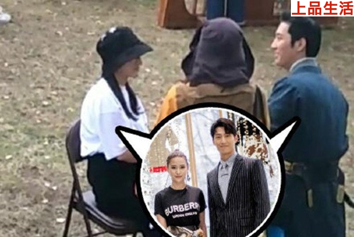 何超蓮千里探班男友竇驍