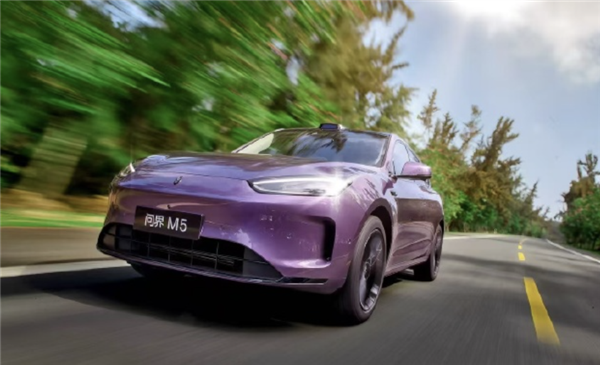 全系標(biāo)配華為高階智駕！問界M5 Ultra實車曝光：預(yù)售23.8萬起